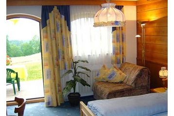 Autriche Privát Mondsee, Extérieur